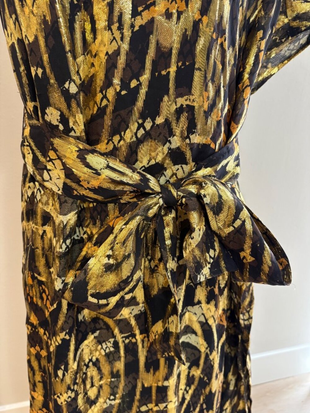 NEW $578 Marie Oliver Farrow Luxe Silk Metallic One-Shoulder Kaftan Maxi Dress - Picture 14 of 16